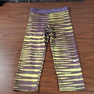 Women's‎ Nike Dri-fit Pro Core Tiger Printed Compression Capri Pant 685637-512 S